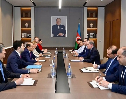 TIF President Met with Azerbaijan’s Foreign Minister