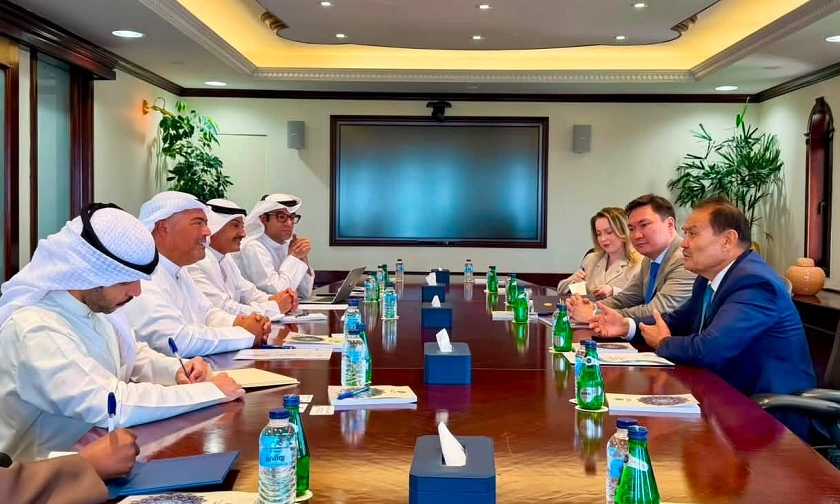 TIF President Meets with Acting Director General of the Kuwait Fund for Arab Economic Development